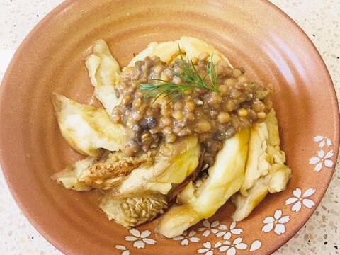 トロトロ焼きなすのレンズ豆だれ